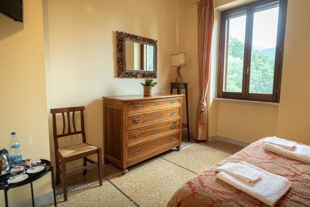 Agriturismo Villa Val D'Olivi Capodacqua  Exterior photo