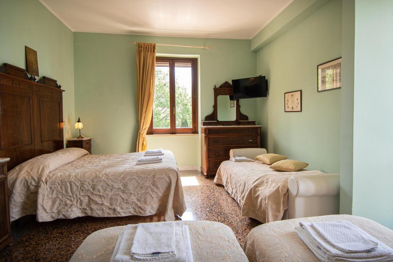 Agriturismo Villa Val D'Olivi Capodacqua  Exterior photo