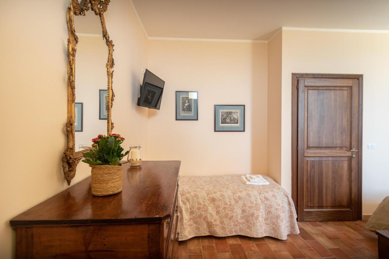 Agriturismo Villa Val D'Olivi Capodacqua  Exterior photo